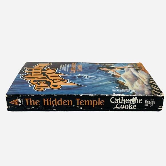 RARE Vintage 1988 SIGNED The Hidden Temple by Catherine J. Cooke PB 80s Fantasy - Picture 4 of 16